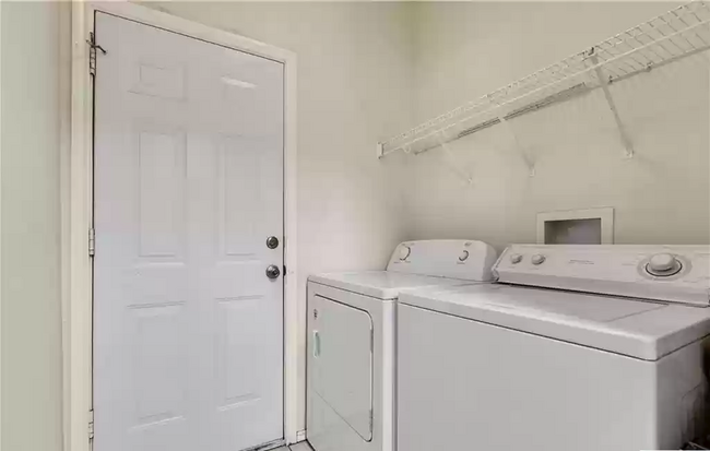 Washer/Dryer - 876 Sagewood Trl