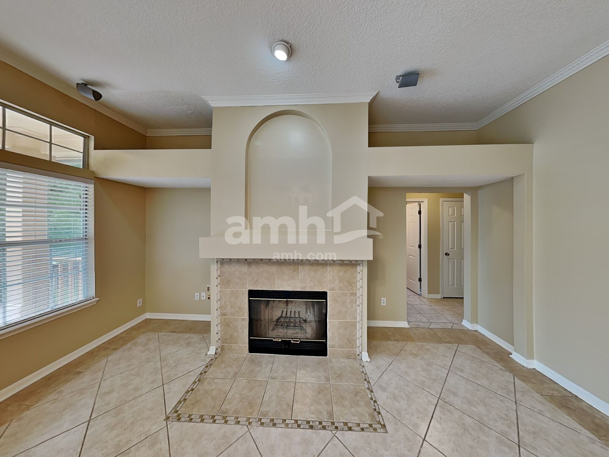 Building Photo - 4770 Mountain Breeze Ct S