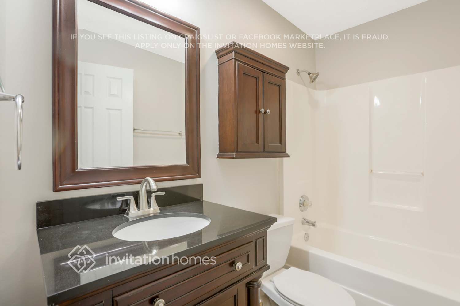 Building Photo - 1010 Pepper Cir