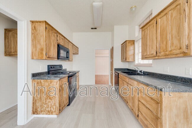Building Photo - 1405 Gainsborough Way