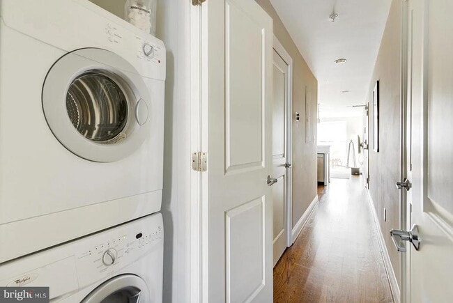 Building Photo - 1823 S St NW