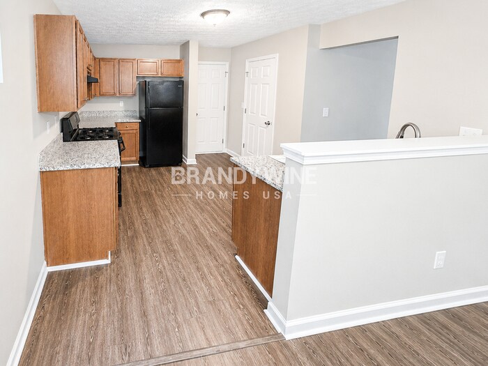Building Photo - 273 Topaz Dr