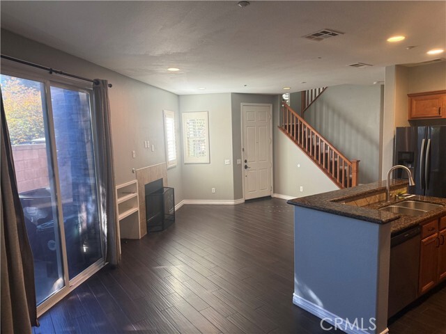 Building Photo - 8692 E 9th St