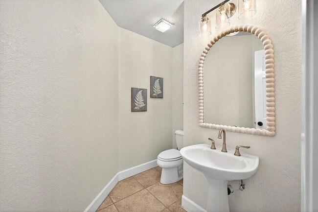 Building Photo - 43791 Cll Las Brisas W