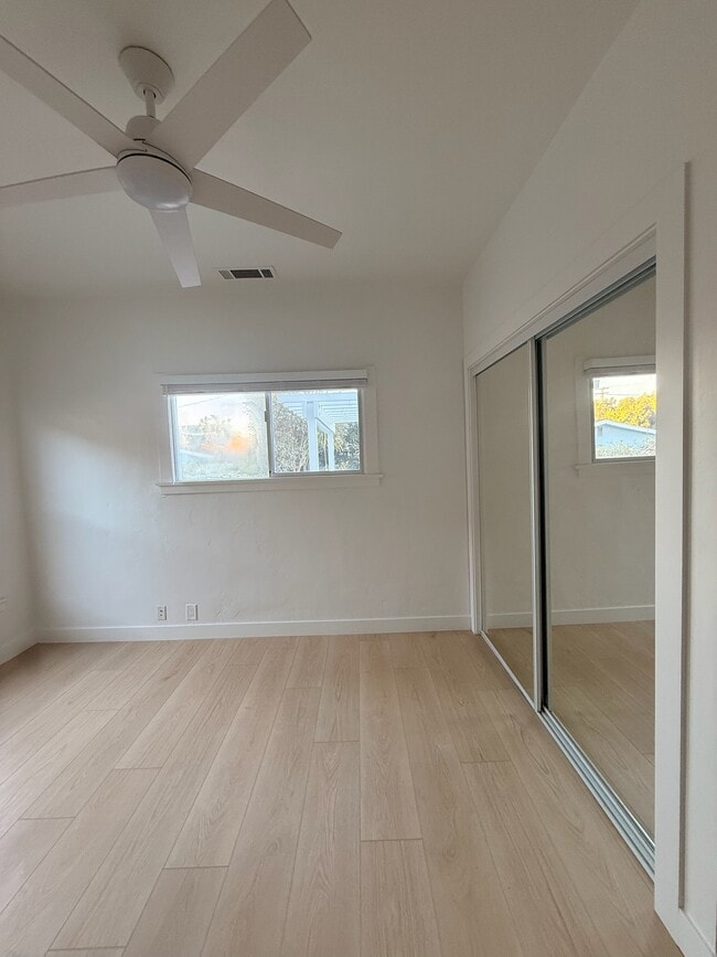 Building Photo - 509 Coronel Pl