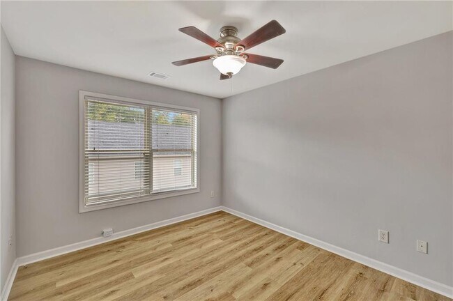 Building Photo - 2187 Oakland Grove Pl