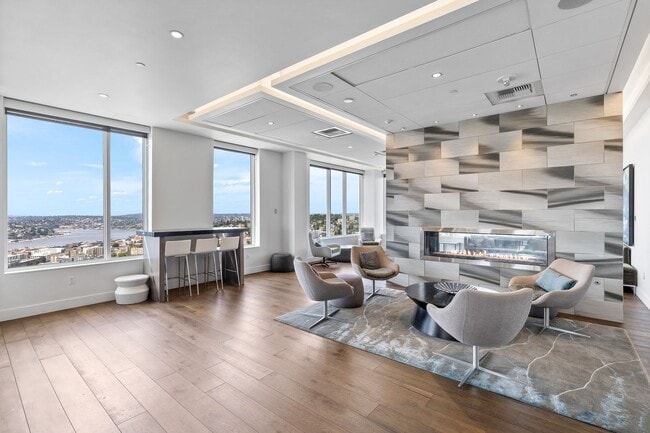 Building Photo - Luxurious 1 bedroom in Capital Hill!
