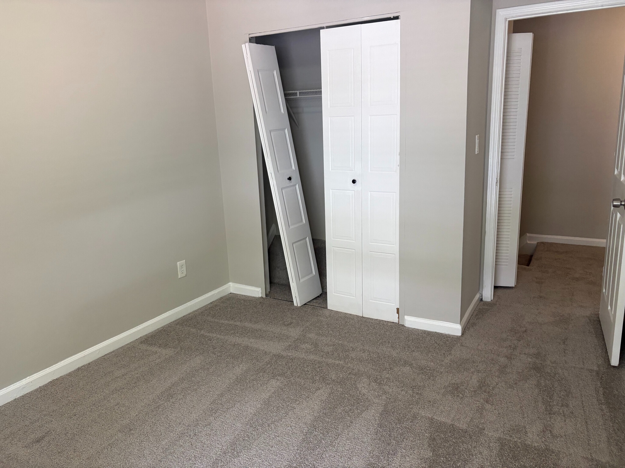 Building Photo - Room in Townhome on Winterbrook Ct NW