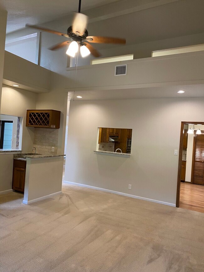 Bonus Room w/Wet Bar - 2310 Park Farm