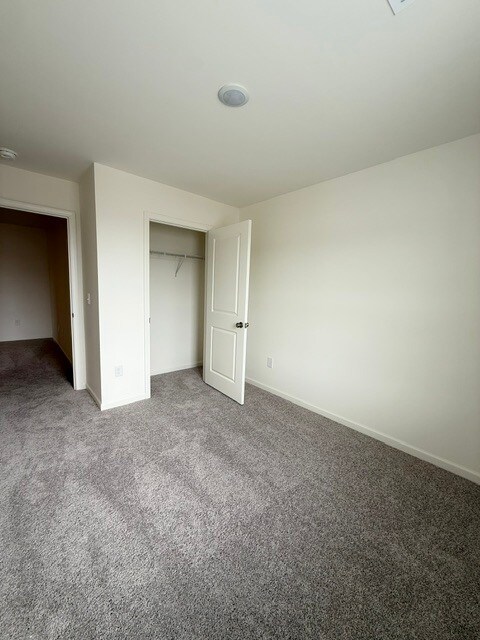 Building Photo - 2429 Brookville Dr