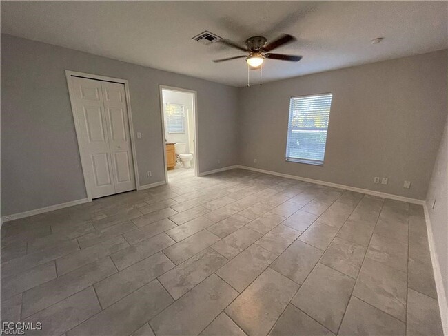 Building Photo - 119 Zenith Cir