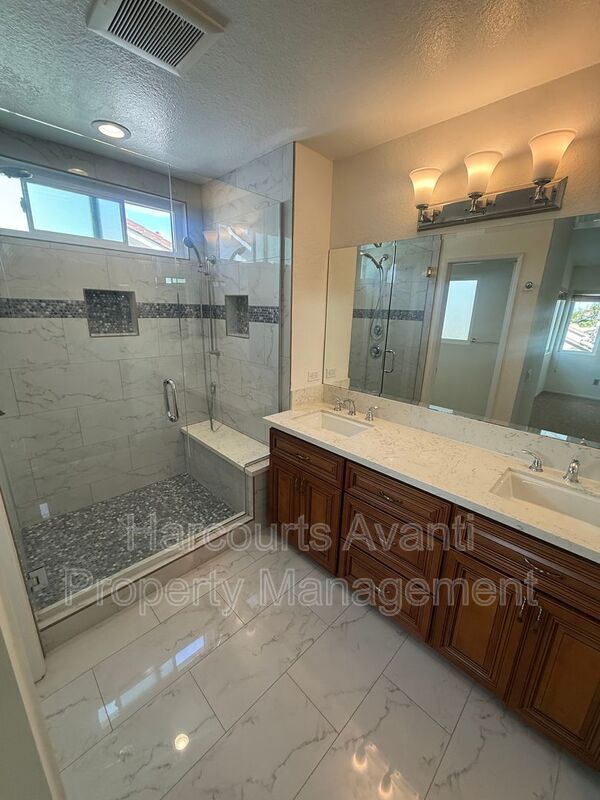 Building Photo - 13354 Benchley Rd