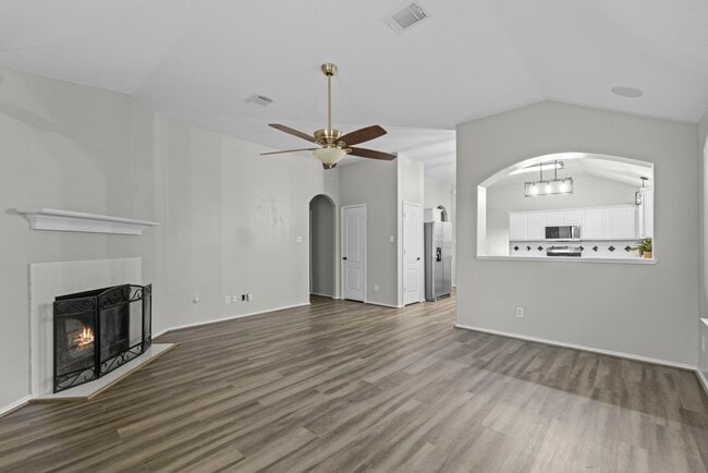Building Photo - 9606 Babbling Spring Ct