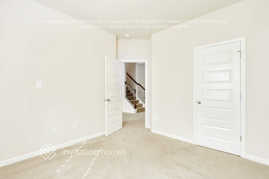 Building Photo - 3329 Alhambra Cir