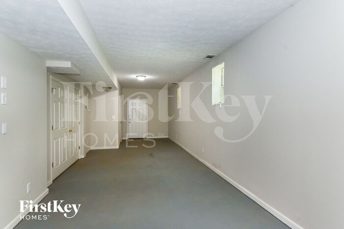Building Photo - 178 Sandstone Dr