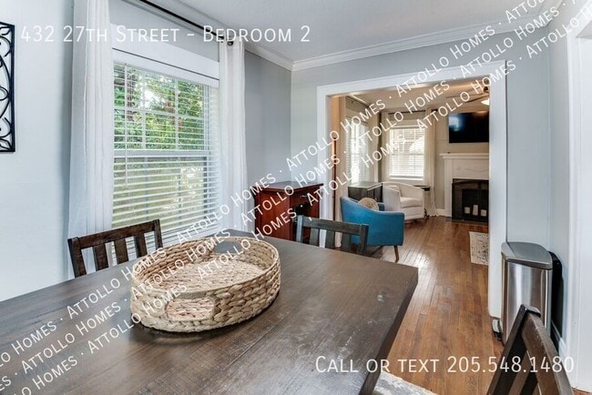 Building Photo - 432 27th St