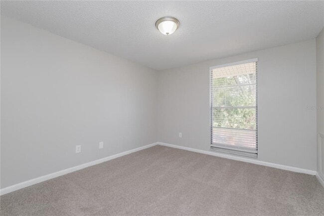 Building Photo - 7406 Meadow Dr