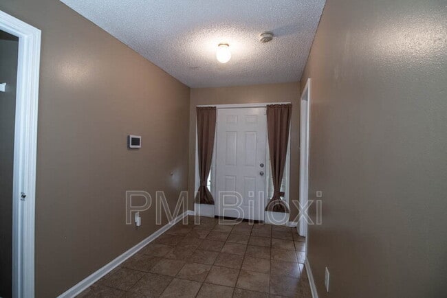 Building Photo - 14045 Dunnbarton Dr