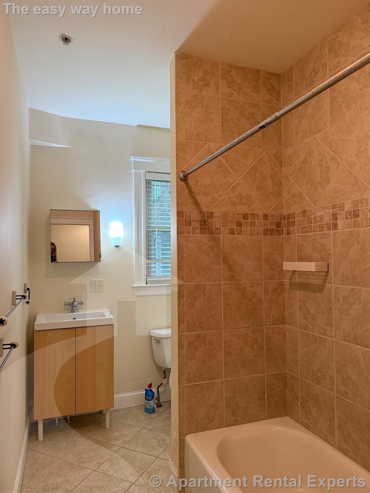 Building Photo - 6 Giles Park