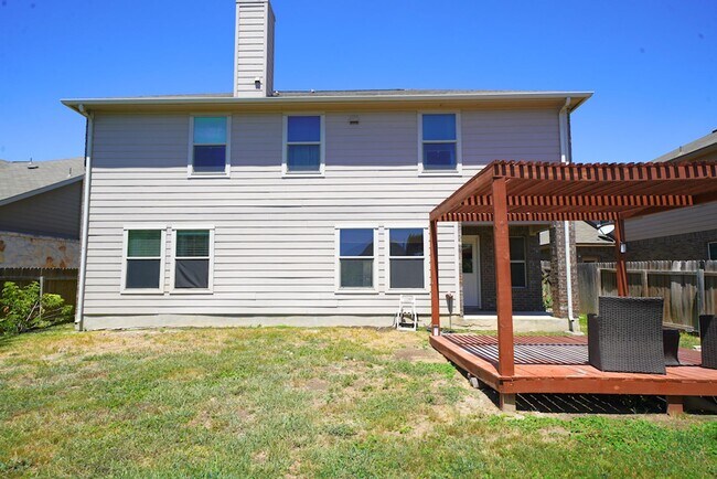 Building Photo - 6307 Myrtle Run