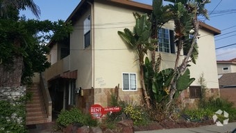 Street View of Unit - 2847 Armacost Ave