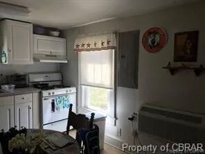 Building Photo - 9 Old Matthews Ln