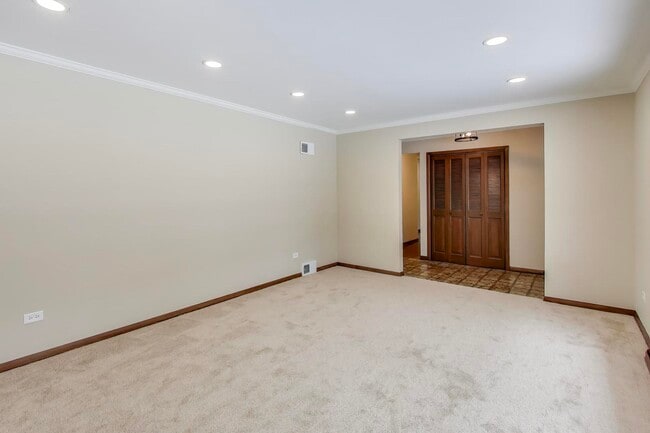 Building Photo - 12111 68th Ct