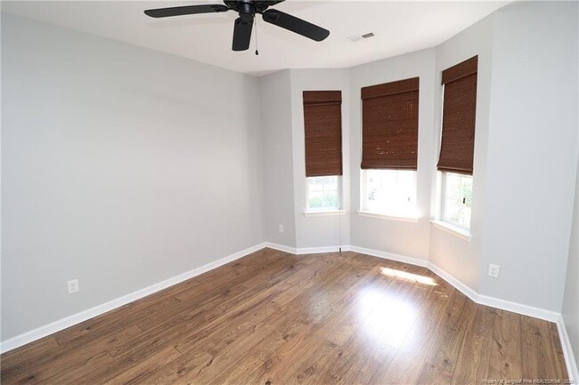 Building Photo - 1102 Silky Dogwood Trail