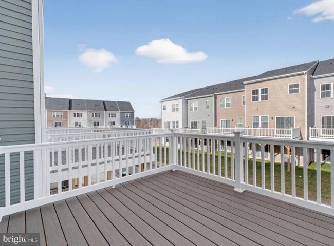 Building Photo - 4945 DUNHAVEN Dr