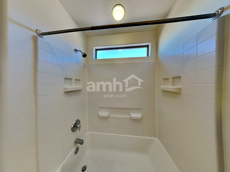 Building Photo - 16244 W Crenshaw Dr