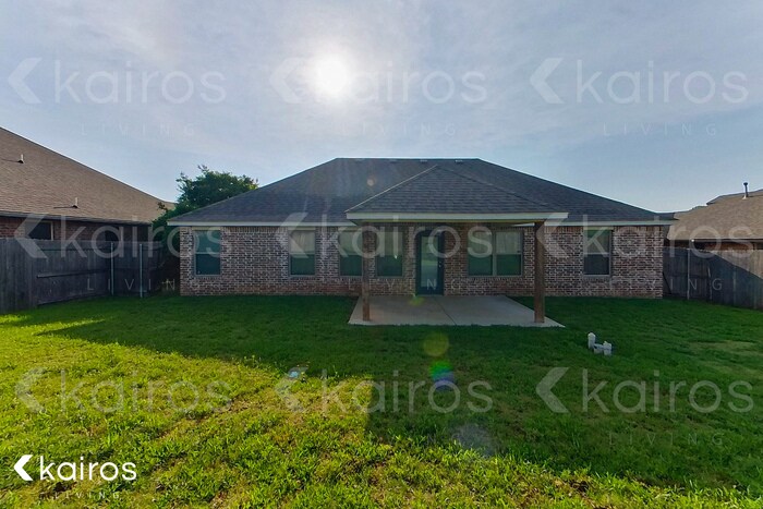 Building Photo - 713 S Patterson Dr