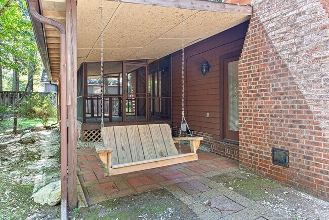 Building Photo - 4463 Briton Cir