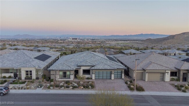 Building Photo - 756 Bruce Moorland St