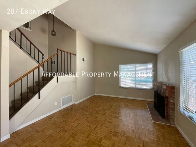 Building Photo - 287 Ebony Way
