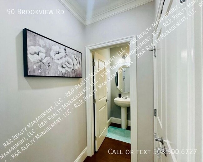 Building Photo - 90 Brookview Rd