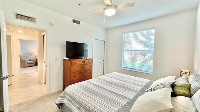 Building Photo - 15970 Grassland Ln
