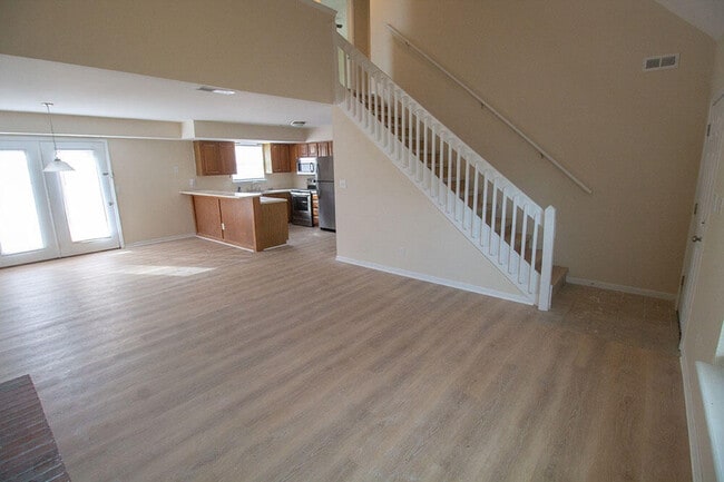 Building Photo - 3715 Hermitage Rd