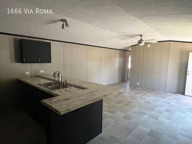 Building Photo - 1666 Via Roma Dr
