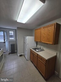 Building Photo - 107 N Narberth Ave