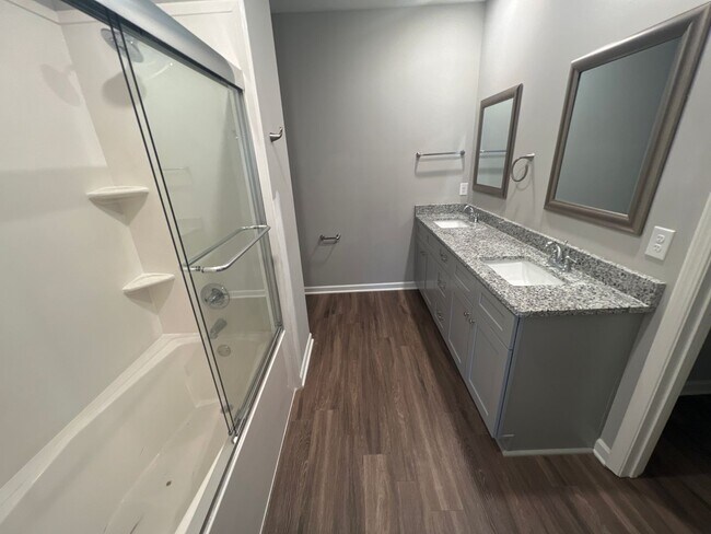 Building Photo - 4 bed, 2.5 bath house in Atoka built in 2022 now offering a move in gift card