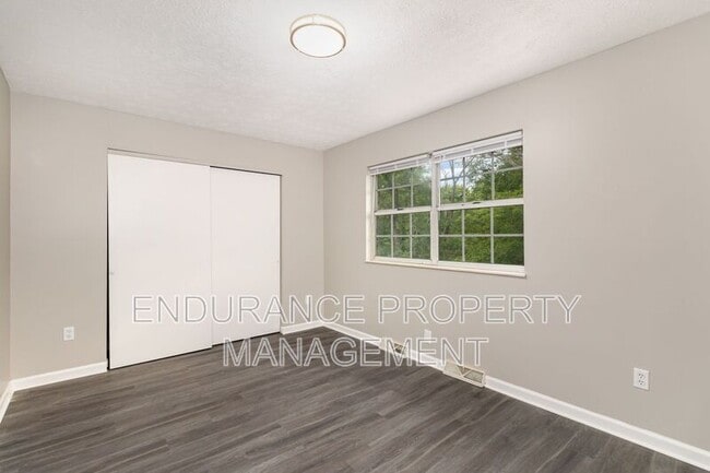 Building Photo - 4600 Glenway Ave