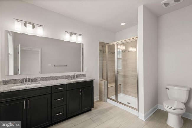 Building Photo - 7131 Beaumont Place