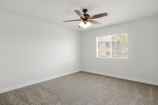 Building Photo - 1605 Rivendel Dr