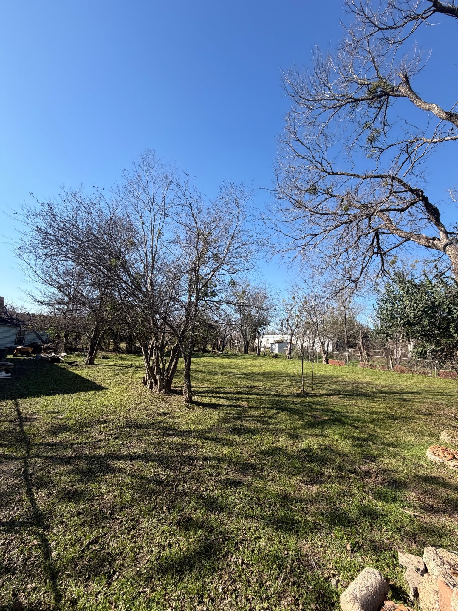 Building Photo - 806 S Rusk Ave