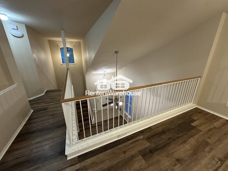 Building Photo - 10214 Maydelle Dr