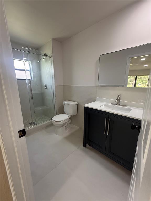 Building Photo - 10719 Lazy Lake Dr