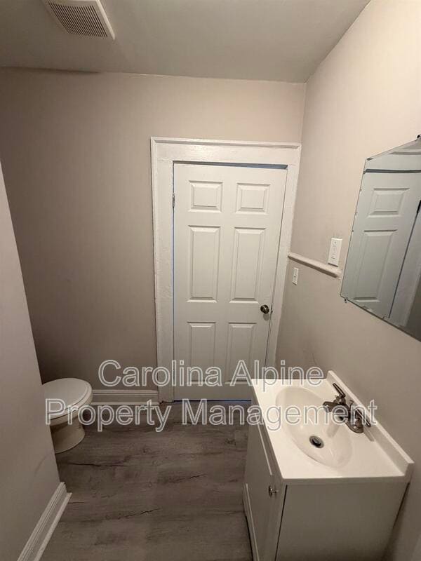 Building Photo - 1621 N Hamilton St