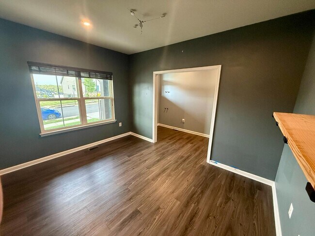 Building Photo - 1116 City View Ln