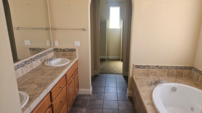 Building Photo - Four Bedroom Home Available!