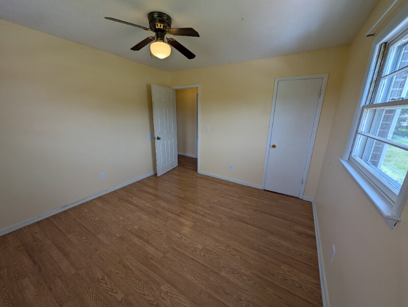 Building Photo - 505 N Stanwood Ln